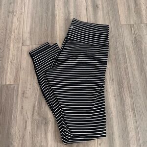 COPY - Lululemon size 10